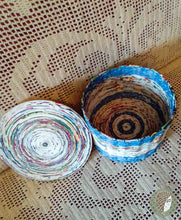 Заредете изображение във визуализатора на галерията – Панер Плетен Тръбички от Хартия #5