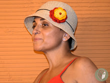 Заредете изображение във визуализатора на галерията – Шнола-Брошка Плетени Цветя #3
