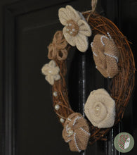 Заредете изображение във визуализатора на галерията – &quot;Мляко с Какао&quot; Великденски Венец М
